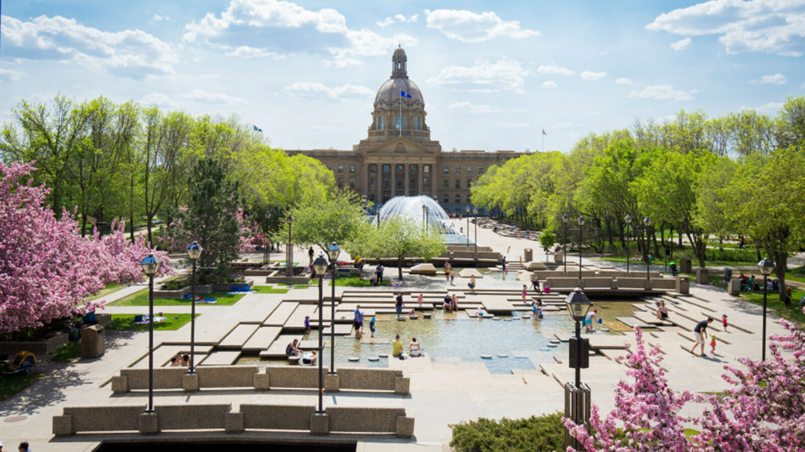The Ledge | © Explore Edmonton